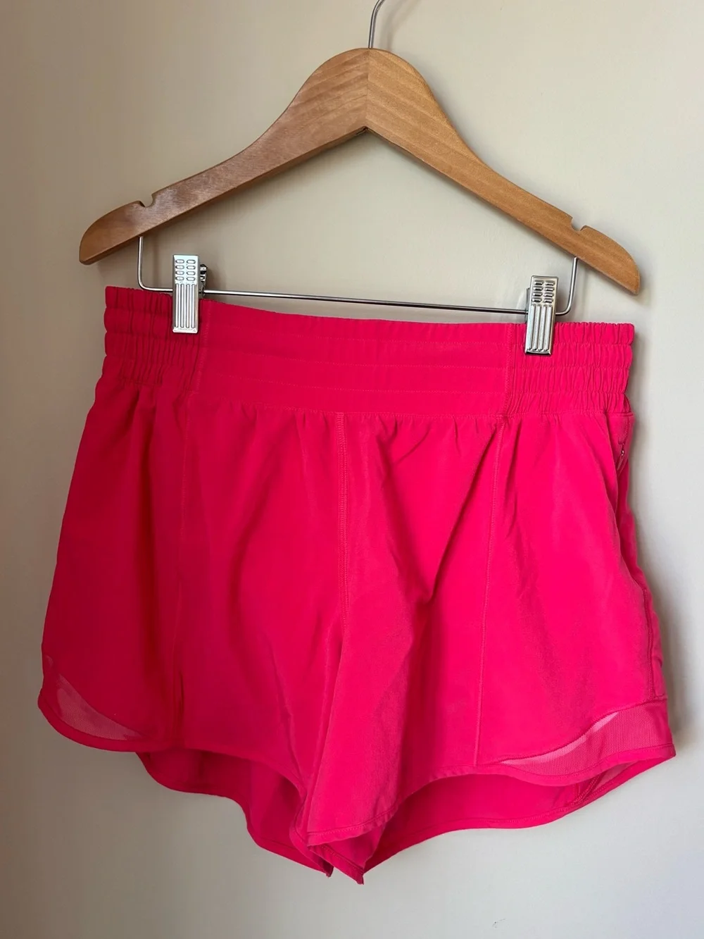 Lululemon Hotty Hot High-Rise Lined Short 4”